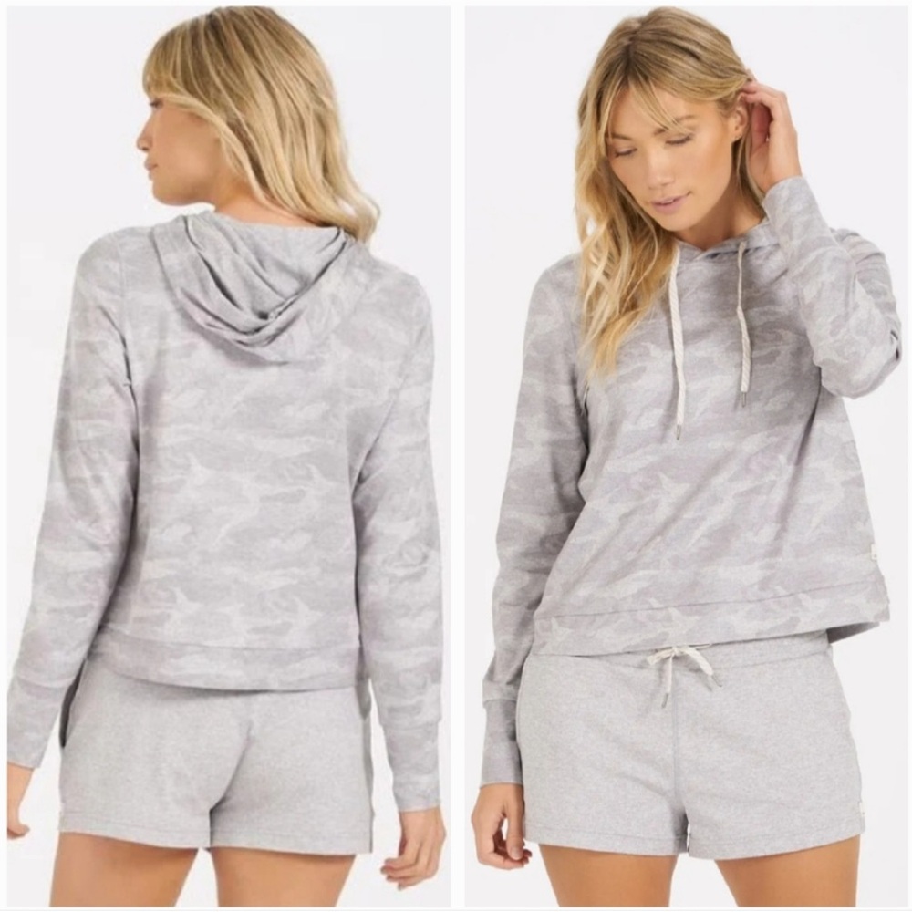Vuori Halo Hoodie in Camo